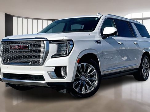Used 2021 GMC Yukon XL Denali w/ Denali Ultimate Package image 1