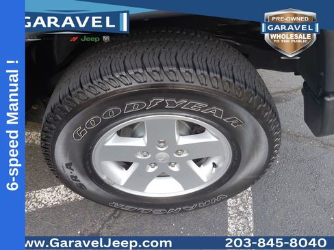 Used 2016 Jeep Wrangler Sport w/ Quick Order Package 23S AWD/4WD image 19