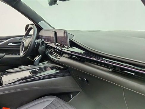 Used 2023 Cadillac Escalade V image 21