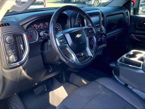 Used 2021 Chevrolet Silverado 2500 LT w/ Convenience Package image 16