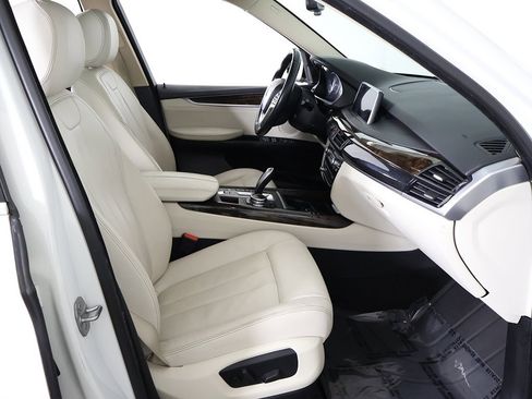 Used 2016 BMW X5 xDrive40e image 32