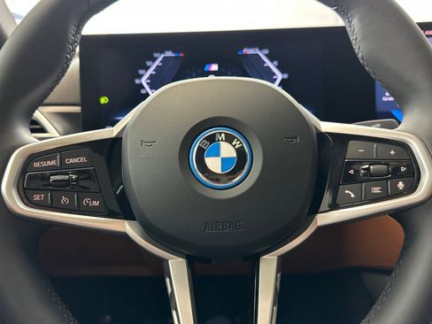 Certified 2025 BMW i4 eDrive40 w/ M Sport Package RWD image 17