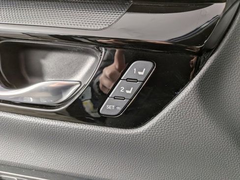 Used 2023 Honda CR-V Sport Touring image 13