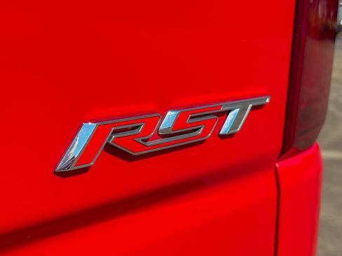 Used 2022 Chevrolet Silverado 1500 RST w/ Z71 Off-Road Package AWD/4WD image 12