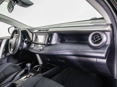 Used 2018 Toyota RAV4 XLE w/ Plus Extra Value Package FWD image 15