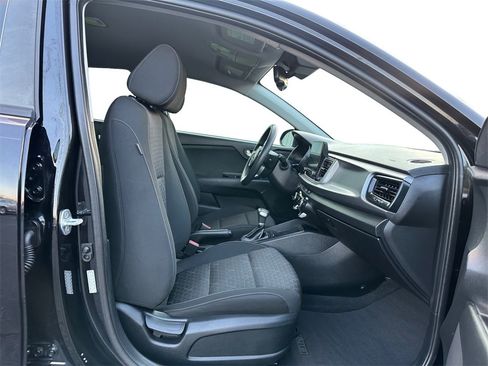 Used 2021 Kia Rio S w/ Technology Package image 16