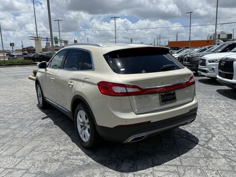 Used 2016 Lincoln MKX Premiere FWD image 5