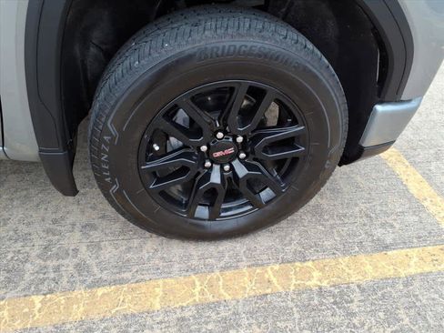 Certified 2025 GMC Sierra 1500 Elevation image 8