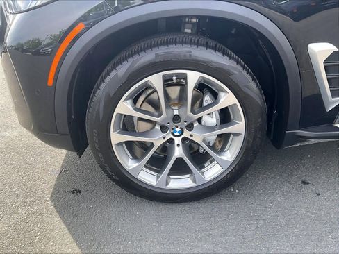 Used 2024 BMW X5 xDrive40i AWD/4WD image 12