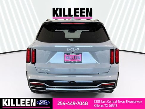 Used 2023 Kia Sorento SX FWD image 8