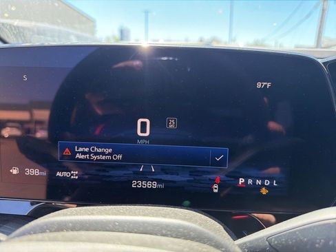 Used 2025 Chevrolet Tahoe LT image 30