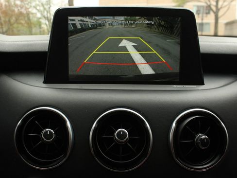 Used 2018 Kia Stinger GT2 image 37