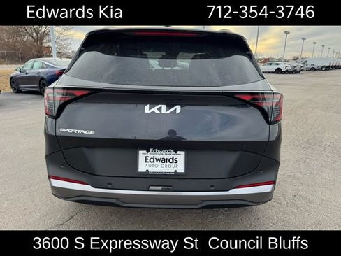 New 2026 Kia Sportage EX w/ EX Panorama Roof Package FWD image 11