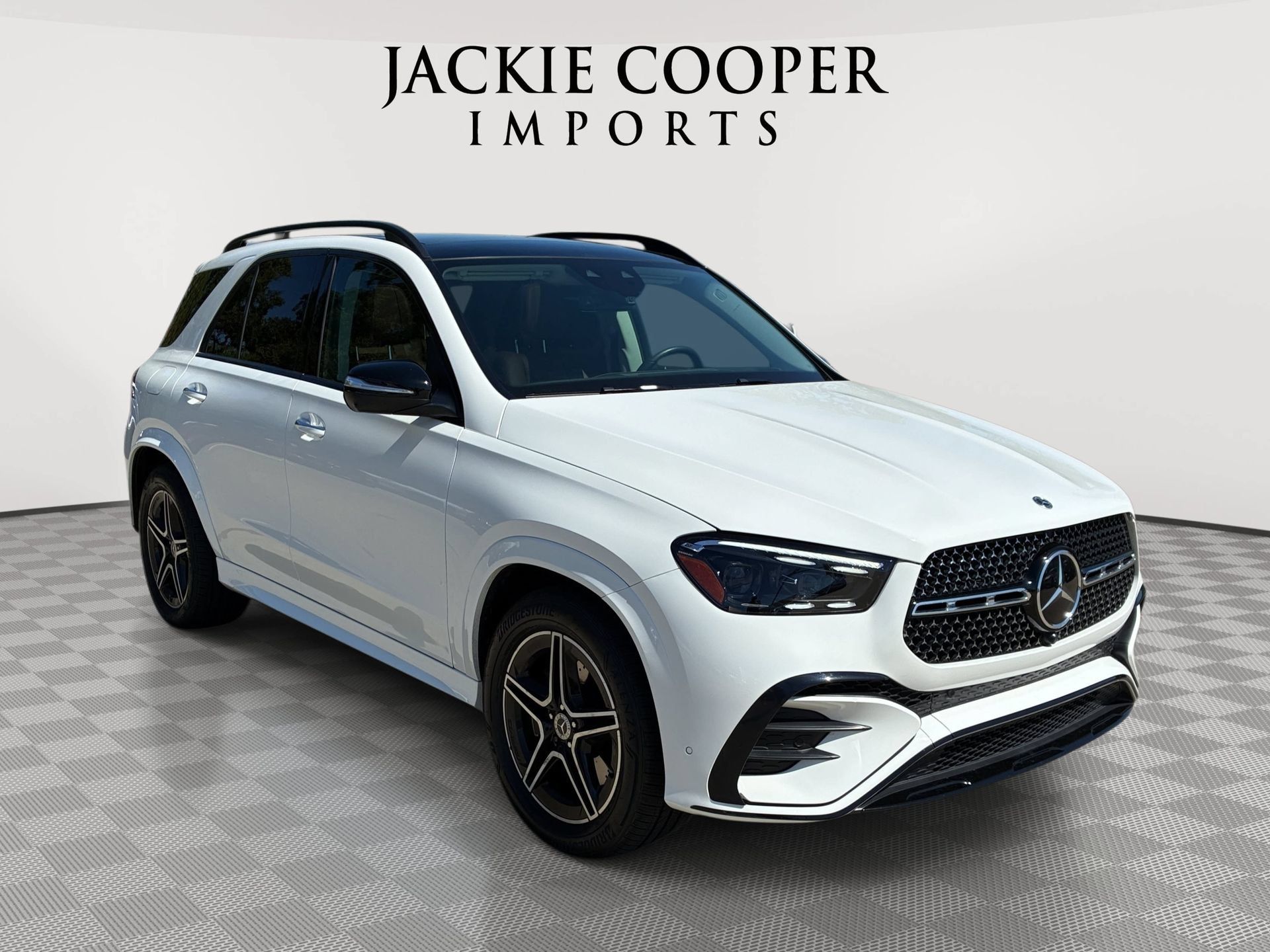 Used 2024 Mercedes-Benz GLE 450e 4MATIC image 3