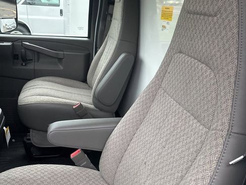 New 2025 Chevrolet Express 3500 1WT w/ Power Convenience Package image 16