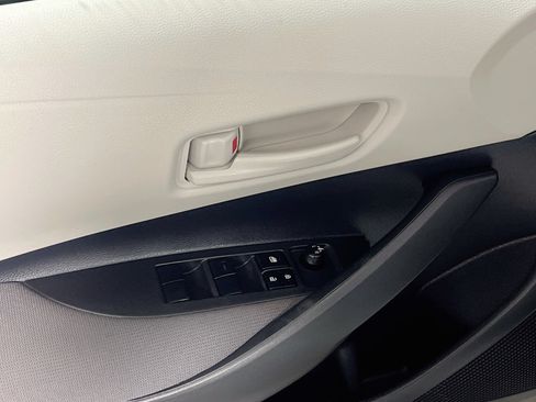 Used 2026 Toyota Corolla LE FWD image 17