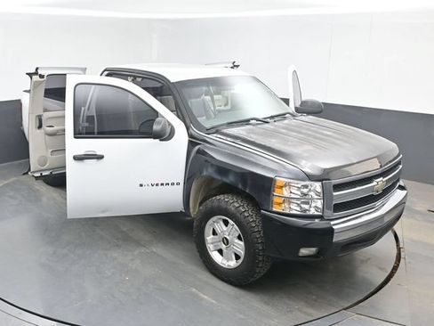 Used 2013 Chevrolet Silverado 1500 W/T RWD image 41
