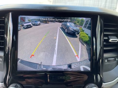 Used 2022 RAM 1500 Big Horn AWD/4WD image 18