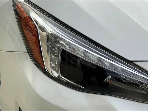 Used 2018 Subaru Crosstrek 2.0i Limited image 21