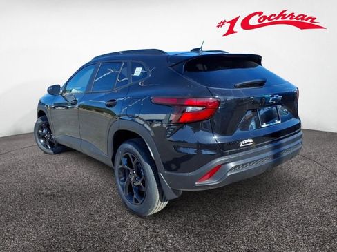 New 2026 Chevrolet Trax LT image 3