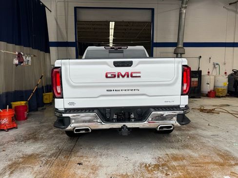 Used 2021 GMC Sierra 1500 SLT w/ SLT Premium Plus Package image 5