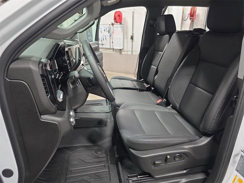 New 2026 GMC Sierra 2500 SLT image 14