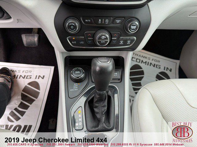 Used 2019 Jeep Cherokee Limited AWD/4WD image 20