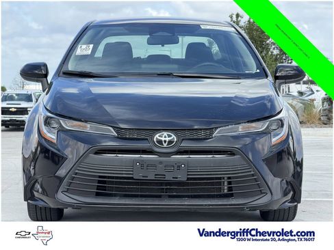 Used 2023 Toyota Corolla LE FWD image 8