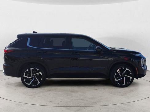 Used 2024 Mitsubishi Outlander SE Black Edition AWD/4WD image 6