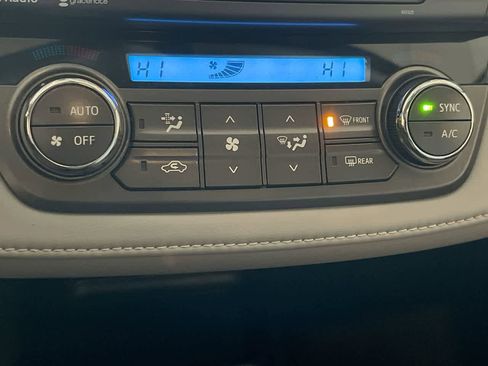 Used 2015 Toyota RAV4 XLE image 18