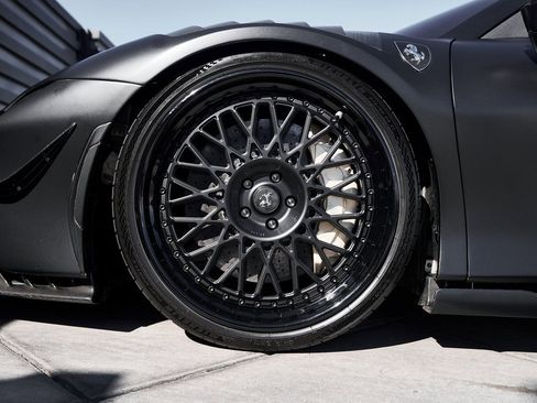 Used 2022 Ferrari SF90 Stradale image 3