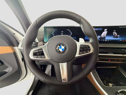 New 2026 BMW X5 xDrive40i w/ M Sport Package AWD/4WD image 12