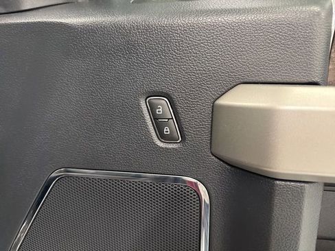 Used 2022 Ford F250 Lariat w/ Lariat Ultimate Package image 29