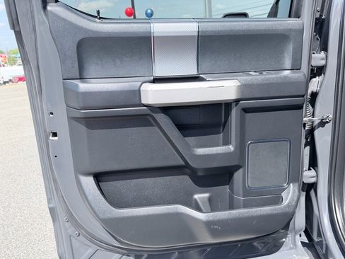 Used 2016 Ford F150 Lariat image 34