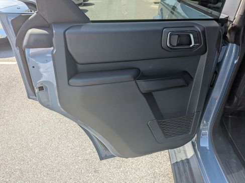 Used 2025 Ford Bronco Outer Banks AWD/4WD image 28