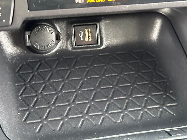 Certified 2025 Toyota RAV4 XLE AWD/4WD image 18