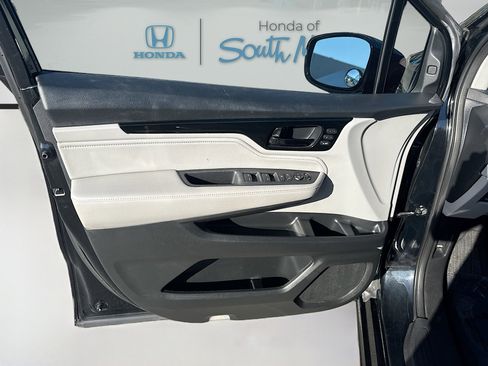Certified 2020 Honda Odyssey Elite image 20