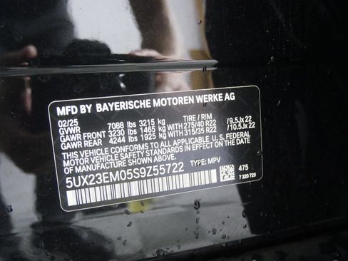 Certified 2025 BMW X7 xDrive40i w/ M Sport Package AWD/4WD image 27