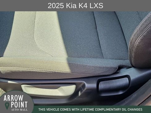 Used 2025 Kia K4 FWD image 23