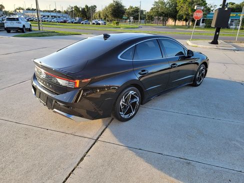 Used 2025 Hyundai Sonata SEL FWD image 4