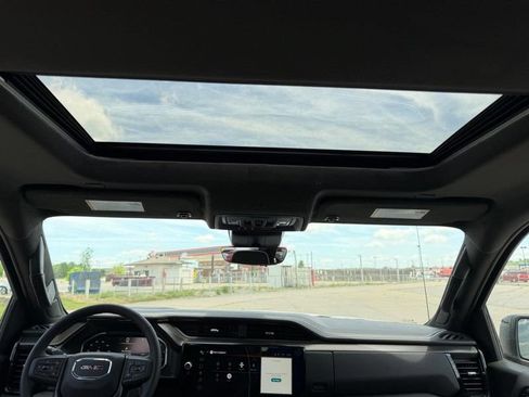 New 2026 GMC Sierra 1500 AT4X AWD/4WD image 8