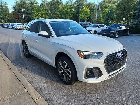 Used 2023 Audi Q5 2.0T Premium Plus w/ Premium Plus Package AWD/4WD image 17