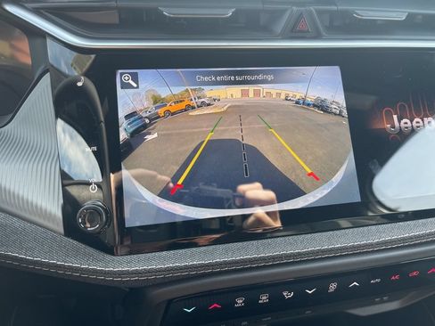 New 2026 Jeep Cherokee Laredo AWD/4WD image 10