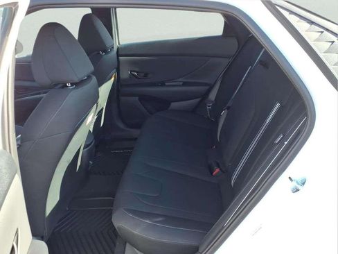 New 2026 Hyundai Elantra SEL Sport Premium FWD image 11