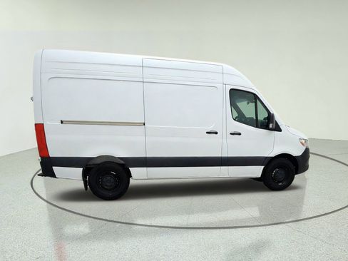 New 2025 Mercedes-Benz Sprinter 2500 image 5