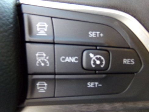 Used 2024 Jeep Grand Cherokee Limited 4xe AWD/4WD image 14