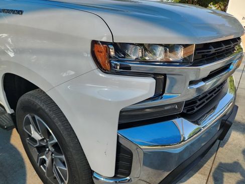 Used 2019 Chevrolet Silverado 1500 LT w/ Texas Edition RWD image 10