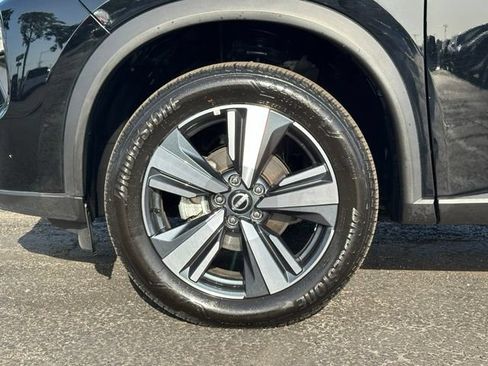 Used 2026 Nissan Rogue SL AWD/4WD image 8