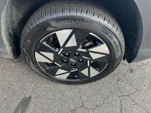 Used 2025 Hyundai Kona SEL image 23