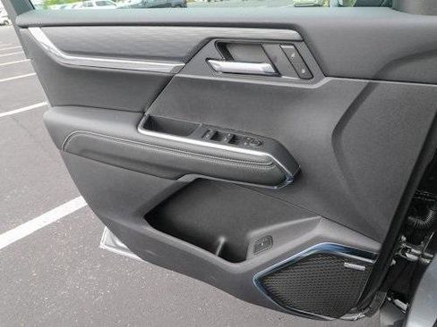 New 2025 GMC Acadia Elevation w/ Elevation Premium Package image 13